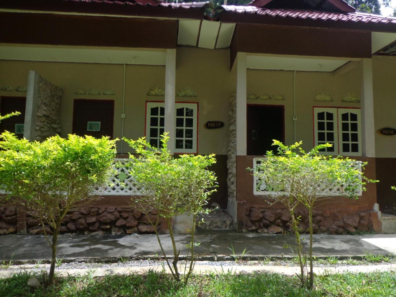 Nusa Holiday Village Jerantut Exterior foto